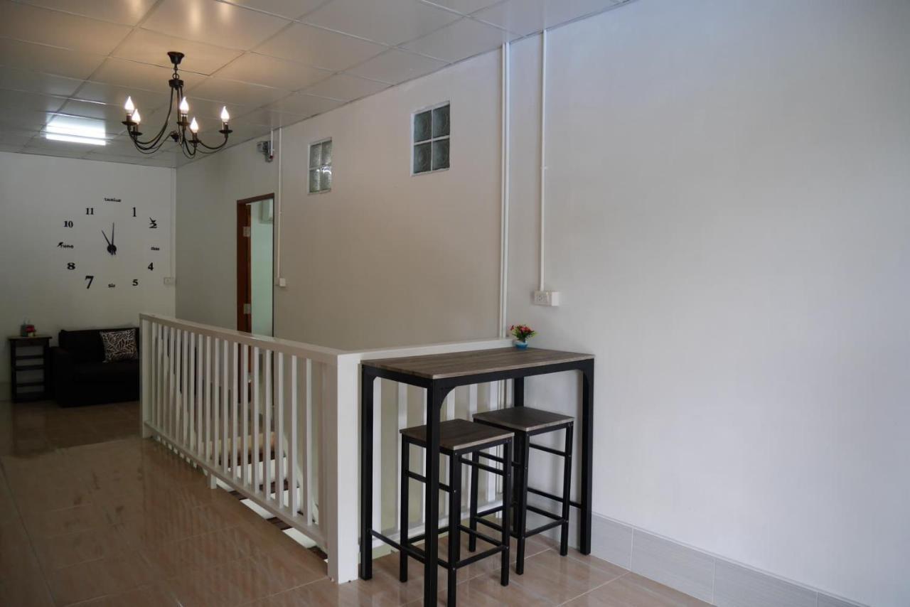 Nawee Guesthouse Sairee Ko Tao Ngoại thất bức ảnh
